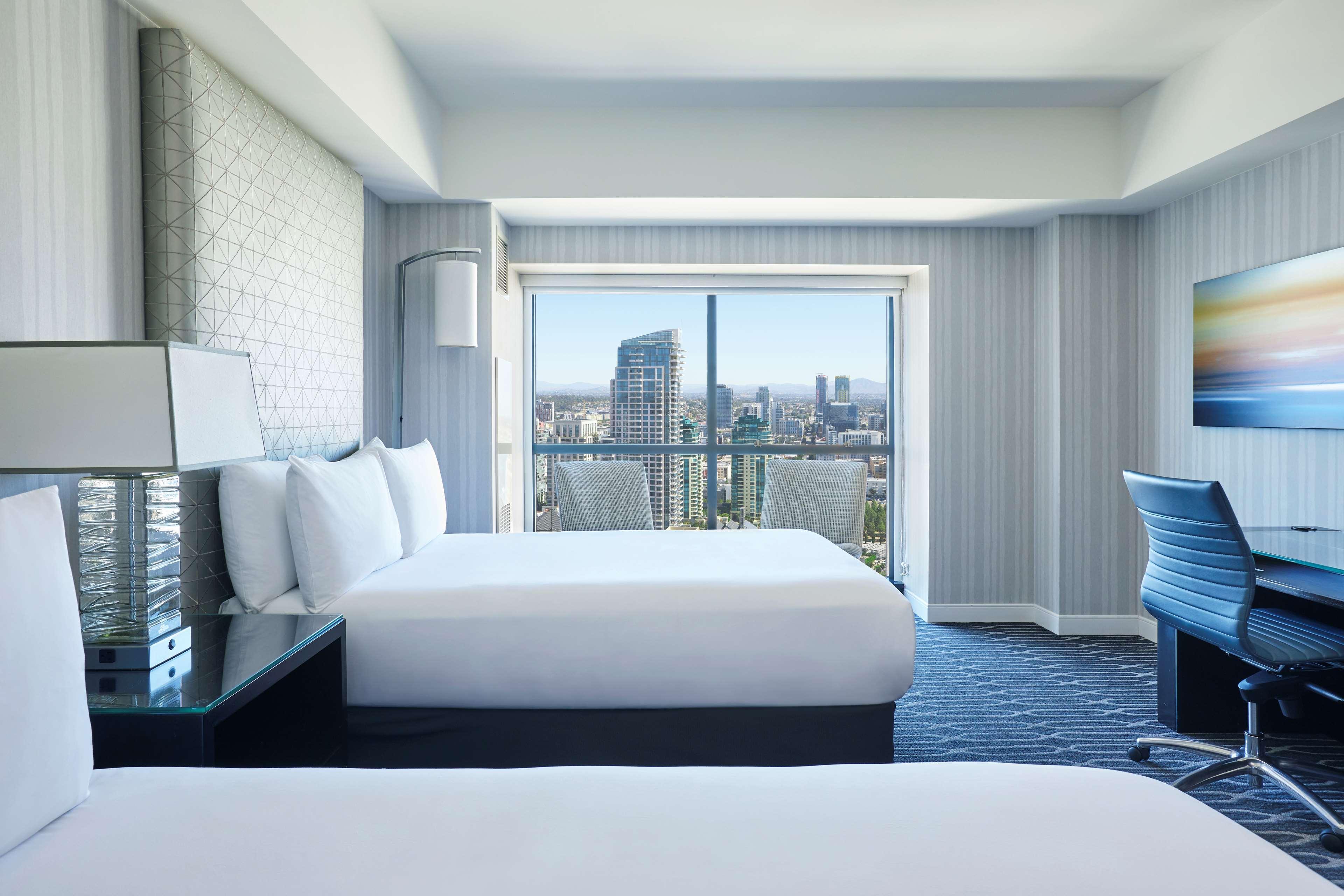 Hotel Manchester Grand Hyatt