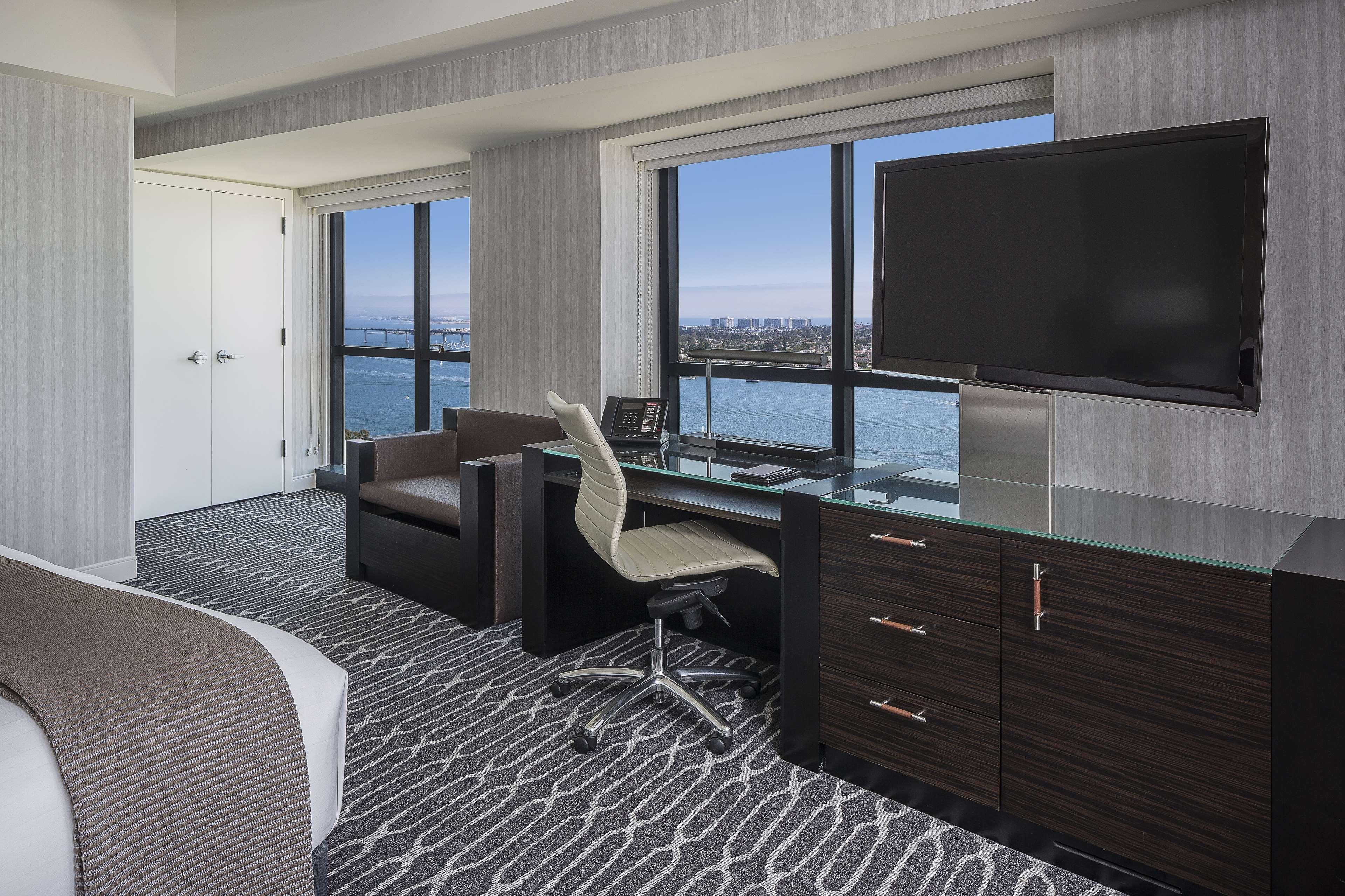 Hotel Manchester Grand Hyatt