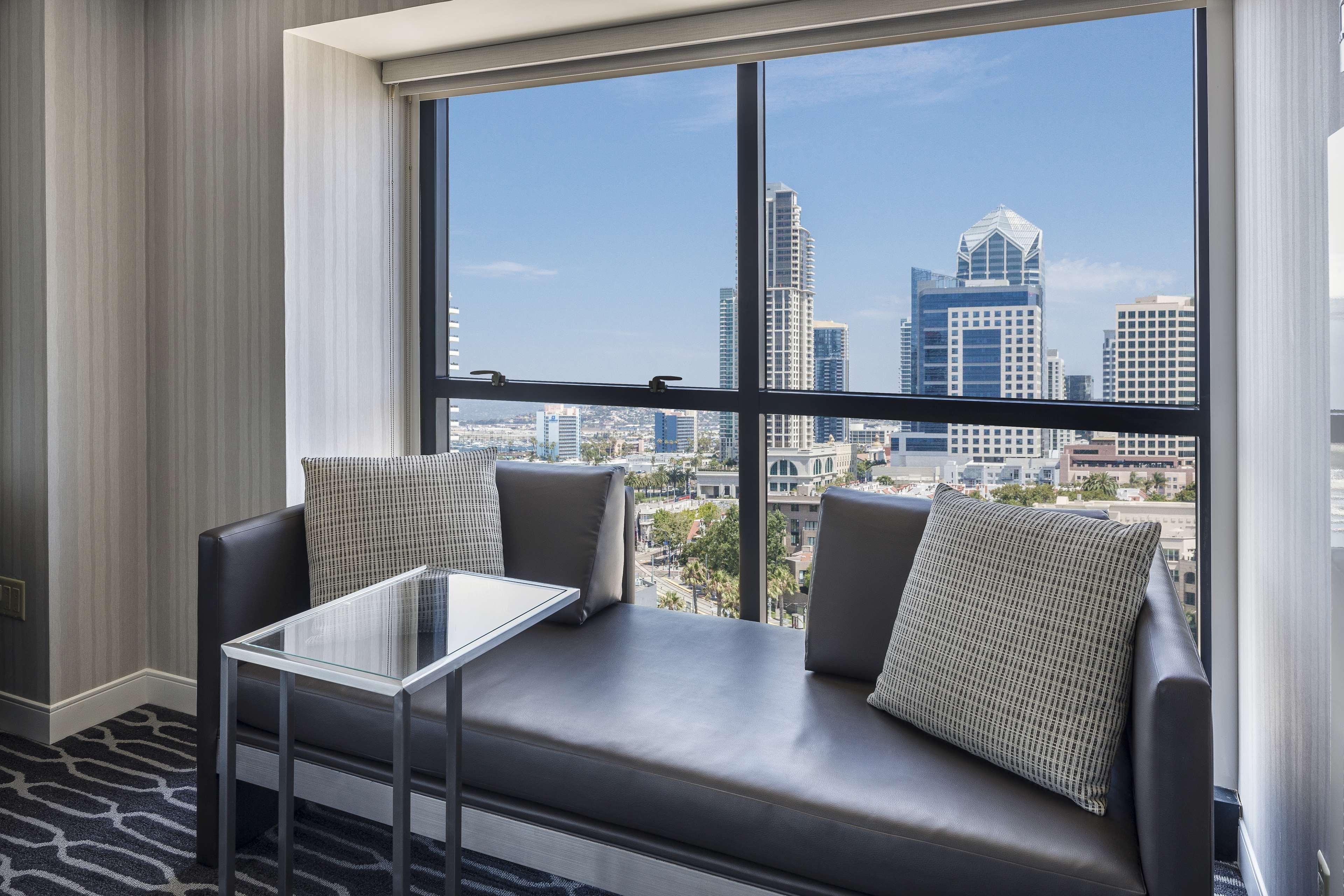 Hotel Manchester Grand Hyatt 4*